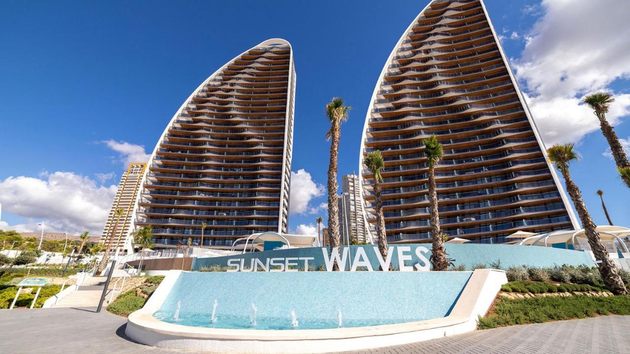 Sunset Waves Benidorm Sea View Apartment Bagian luar foto